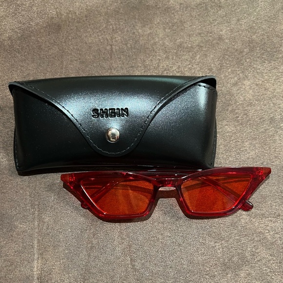 5/$25 New Shein Sunglasses - Picture 2 of 7
